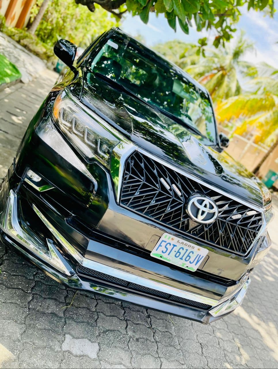 Prado SUV Exterior